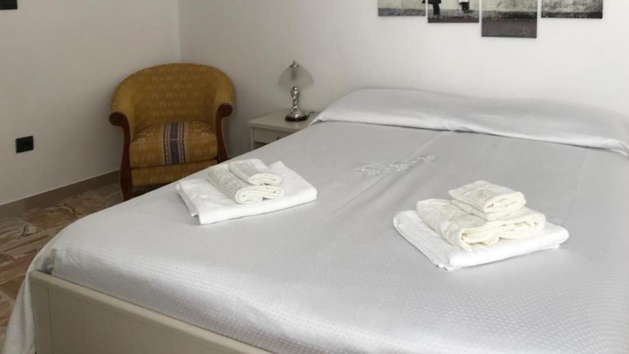 Casa Vacanze Zarinu Orgosolo Dış mekan fotoğraf