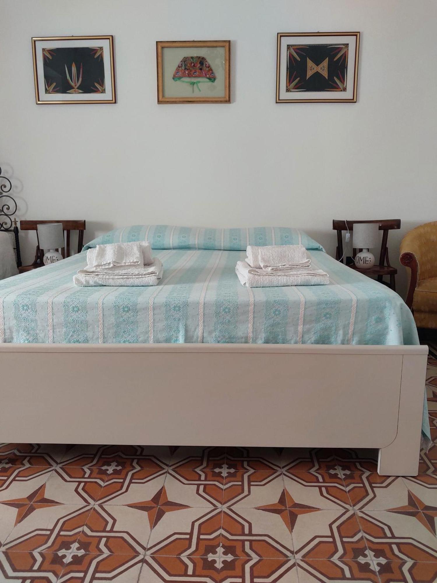 Casa Vacanze Zarinu Orgosolo Dış mekan fotoğraf