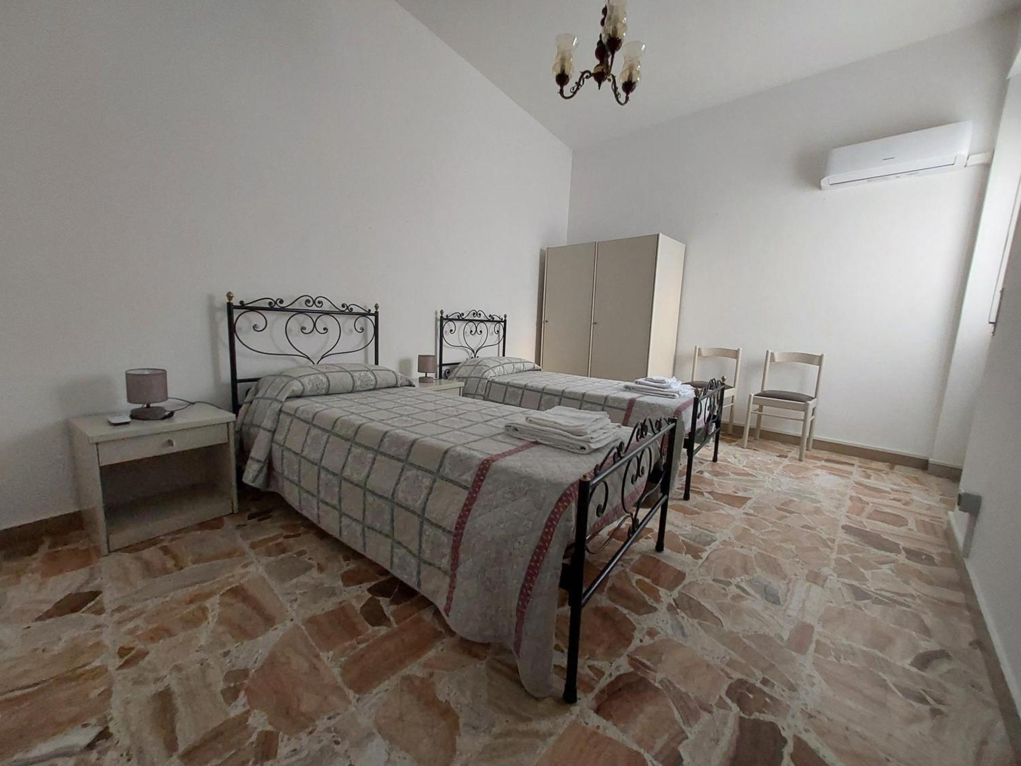 Casa Vacanze Zarinu Orgosolo Dış mekan fotoğraf
